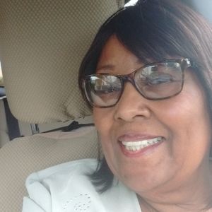 Meet your Posher, Lorena